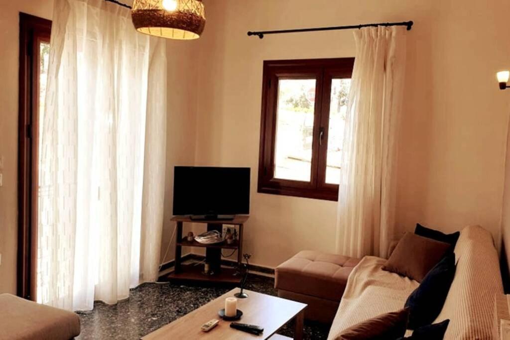 Xristina'S Experience Apartment Pylos Exterior photo